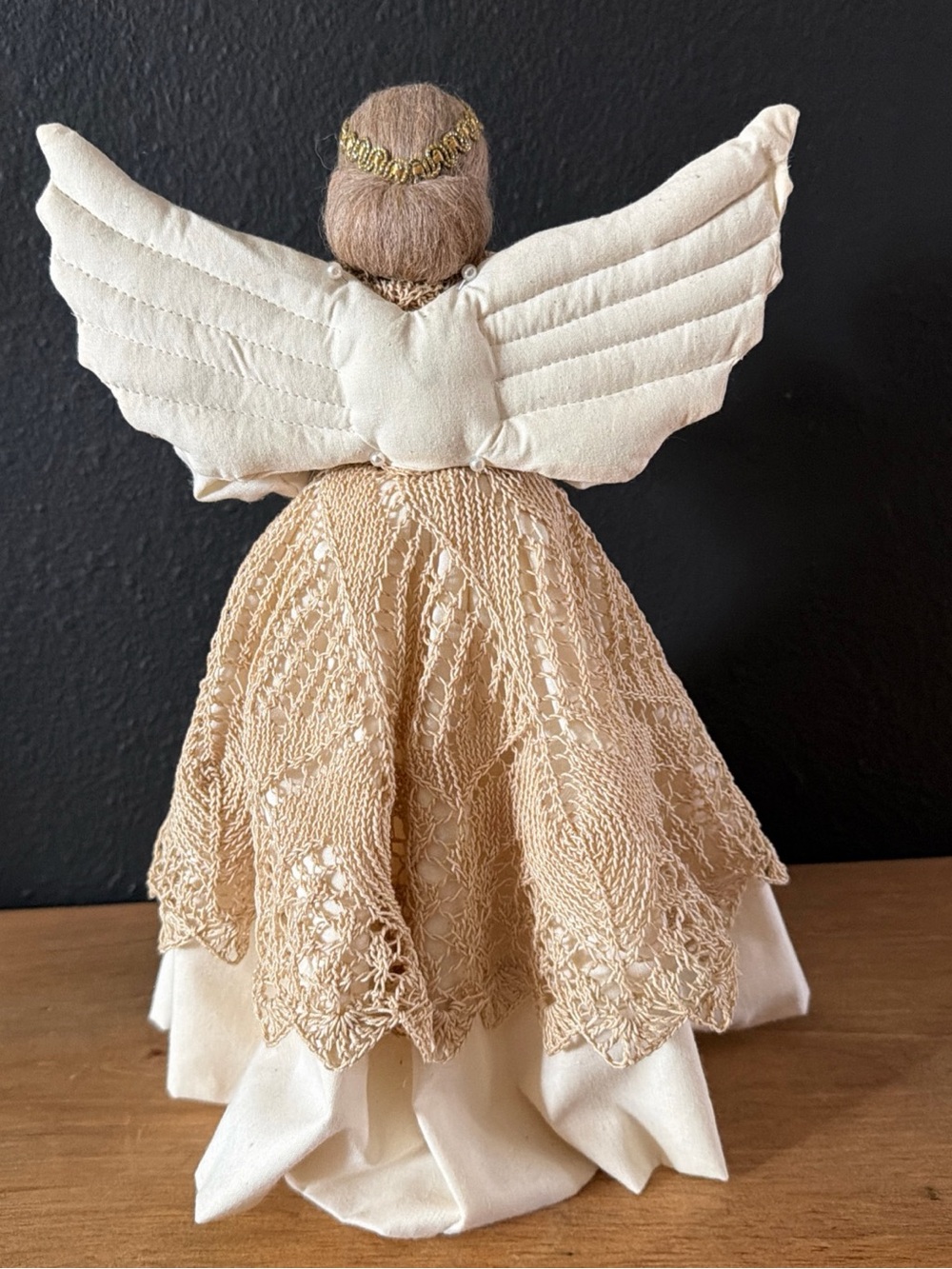 Vintage Pine Baroness Handmade Lace Angel Tree Topper Christmas Cottage Granny - Picture 5 of 7